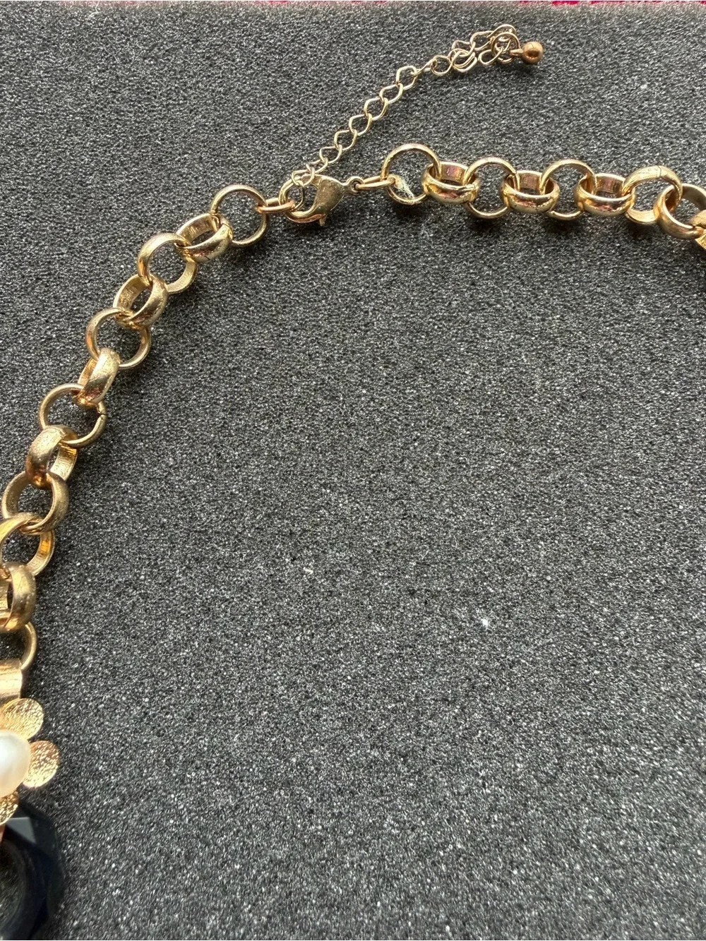 Vintage Black Ring Chain with Gold Flowers Necklace